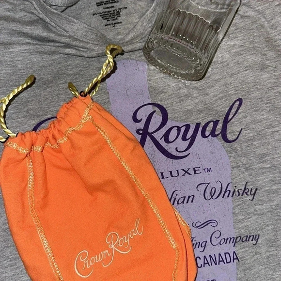 Crown Royal gray short sleeve t-shirt (med), 2 crown bags, 1 glass (4 PC BUNDLE) - Picture 2 of 16